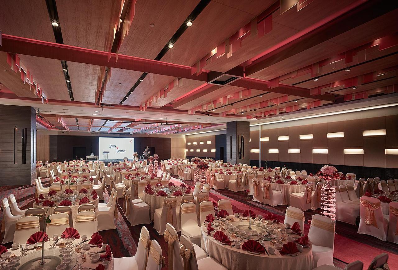 G Hotel Gurney George Town Exteriér fotografie The Grand Ballroom